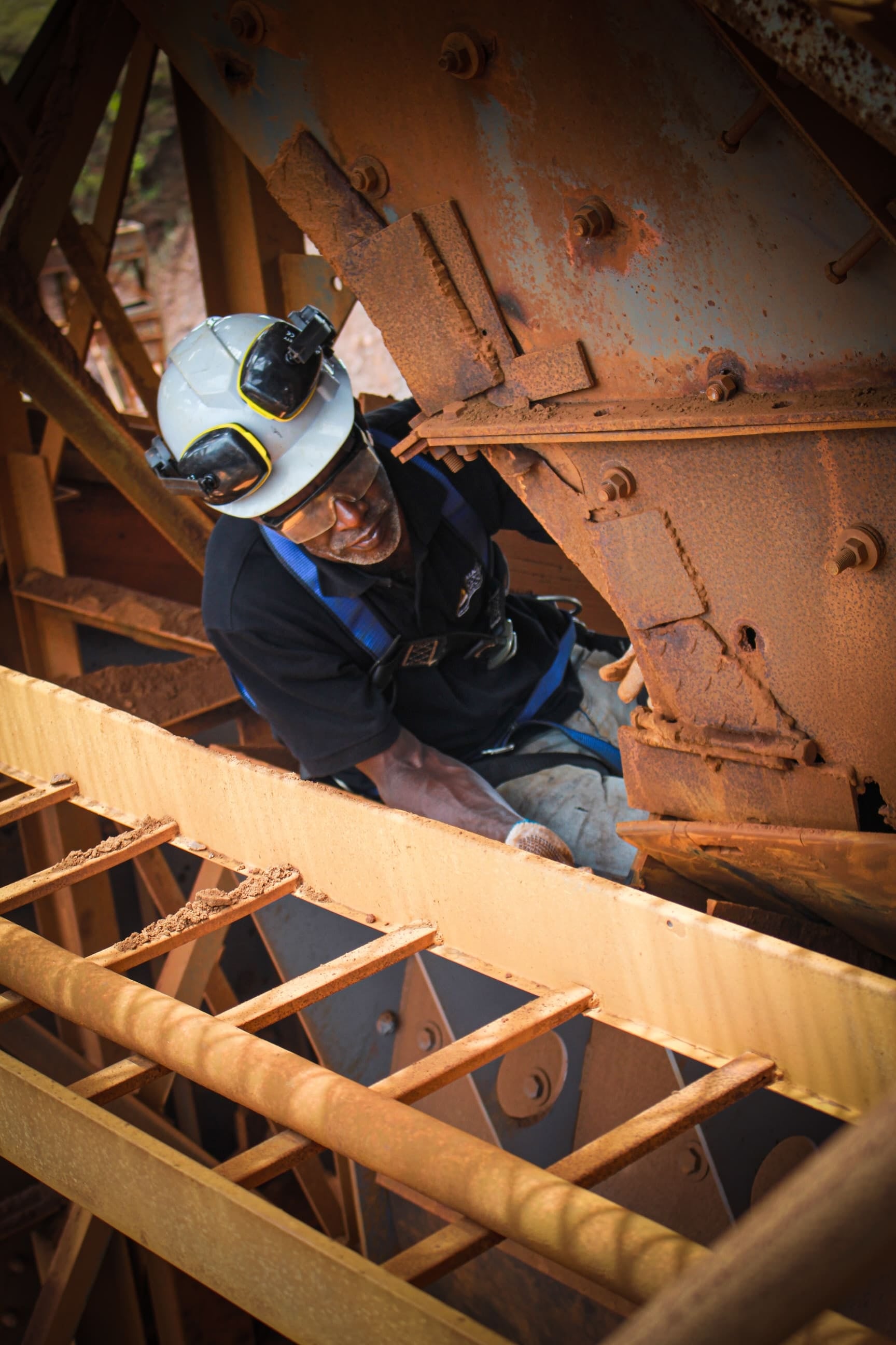 Reparaciones estructurales en infraestructura industrial